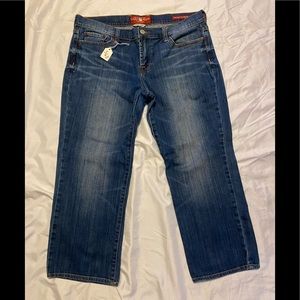 EUC Lucky Brand denim capri jeans. Size 14.